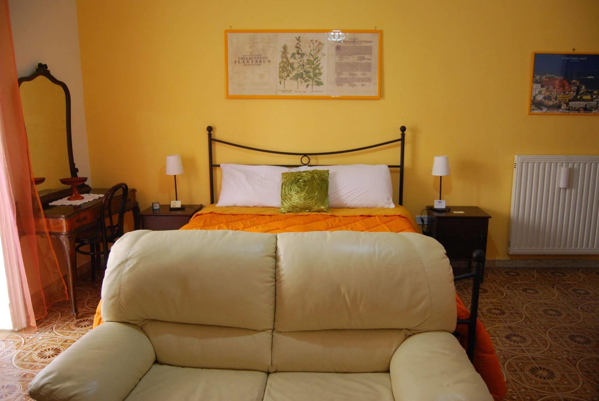 Bed And Breakfast Casa Mariella Nápoly Kültér fotó